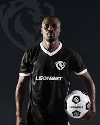 LEONBET unveils Simon Msuva as brand ambassador in Tanzania, celebrates one-year anniversary