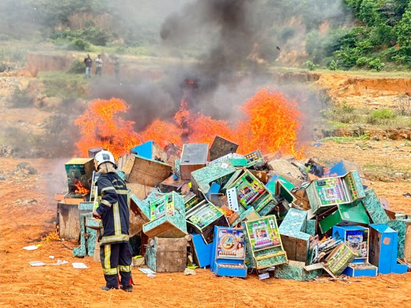 Confiscated slot machines and gaming equipment are incinerated as part of the Gambling Regulatory Authority of Côte d’Ivoire’s crackdown on illegal gambling operations.