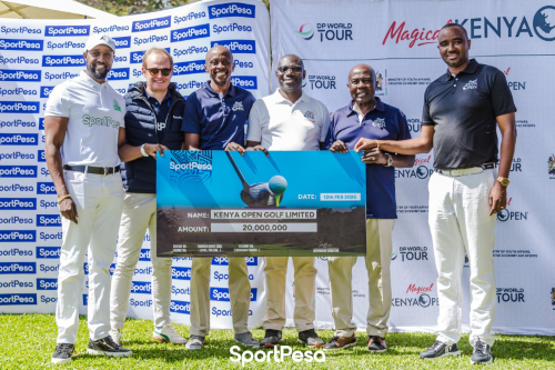 SportPesa representatives present the Ksh20m sponsorship cheque to officials from the Magical Kenya Open golf tournament