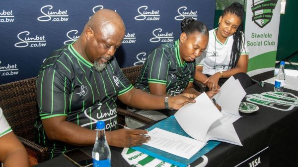 Representatives from Sunbet Botswana and Siwelele Social Club sign the sponsorship agreement that grants Sunbet naming rights to the grassroots football club for the 2026/27 season.