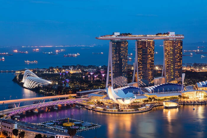 Marina Bay Sands imposes casino restrictions