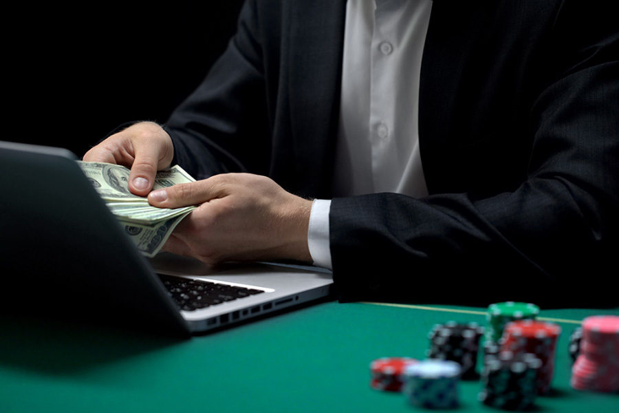 The illegal online casino allegedly supported games such as online baccarat as well as football betting and other types of games. 