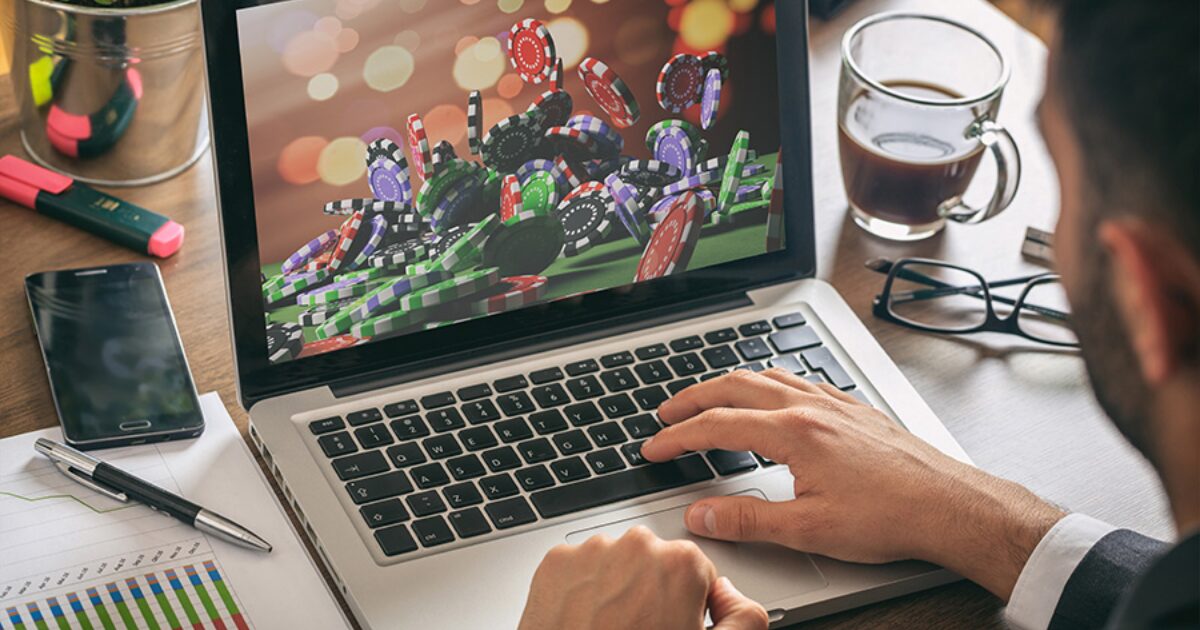 Australian online gambling credit card ban enters force