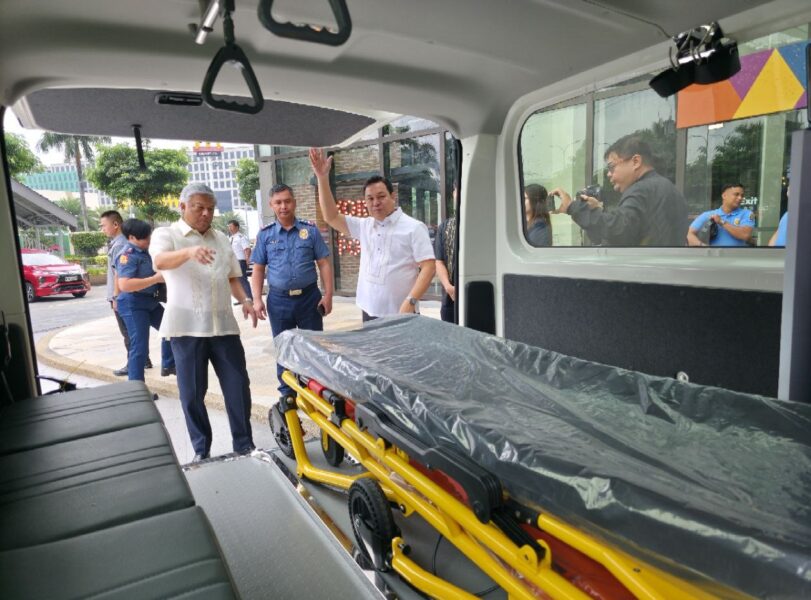 PAGCOR Chairman and CEO Alejandro H. Tengco and Undersecretary Gilbert Cruz, PAOCC Executive Director and PNPAAAI Chairman, inspect the brand new Patient Transport Vehicle donated to the PNPA.