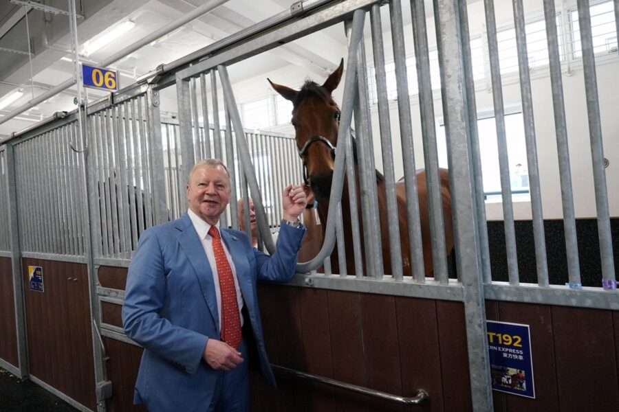 Winfried Engelbrecht-Bresges visits the refurbished Racing Talent Training Stable.