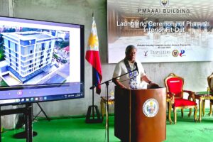 PAGCOR Chairman and CEO Alejandro H. Tengco addresses the Armed Forces community during the launch of the second construction phase (interior fit-out) for the PMAAAI Building at Fort Bonifacio in Taguig City.