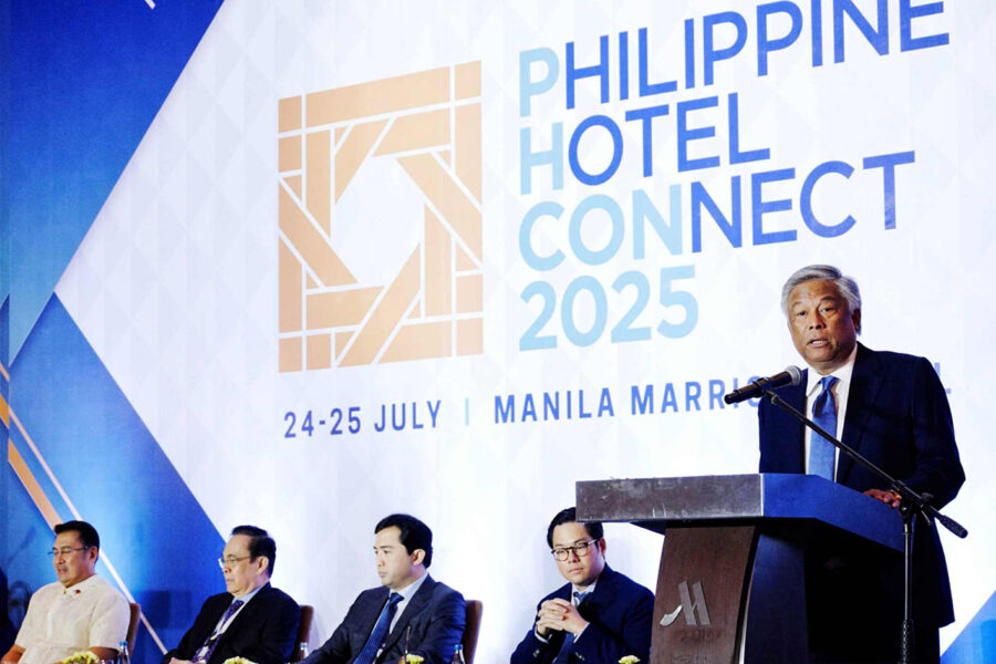 PAGCOR chairman Tengco at Philippine Hotel Connect 2025.