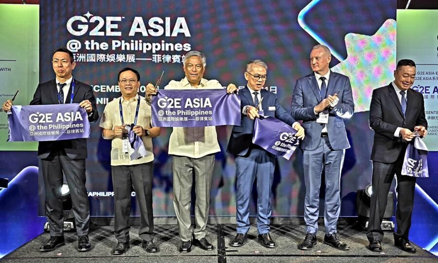 Nobuki Sato, Nilo Thaddeus Rodriguez, Alejandro H. Tengco, Yip Je Choong, Greg Hawkins, and Roger Lwin lead the ribbon-cutting that marked the official opening of G2E Asia.