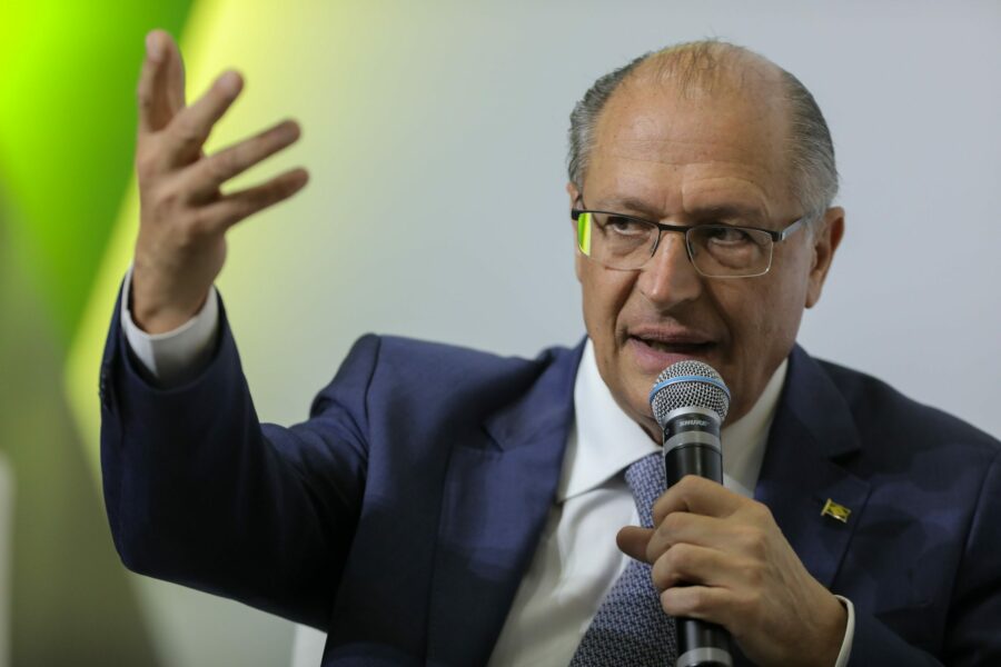 Alckmin defende que os jogos de azar podem contribuir com o crescimento econômico.