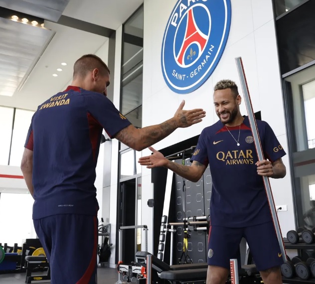 Neymar voltou a treinar com o PSG, mas é especulado em outros clubes. (Imagem: Divulgação PSG)