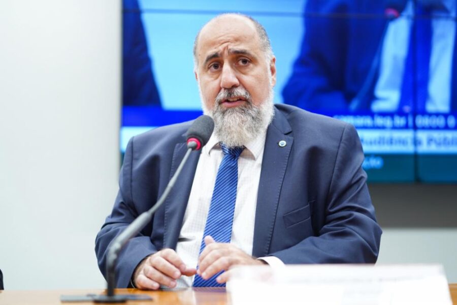 Francisco Manssur participou de discussão sobre apostas esportivas em Brasília. (Foto: Pablo Valadares/Câmara dos Deputados)