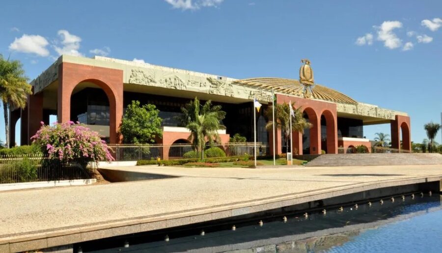 Palácio Araguia, sede do Governo de Tocantins (Foto: Reprodução/Adelmar Ribeiro/Secom)