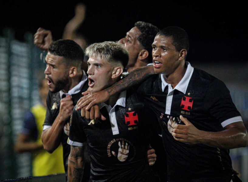 Vasco tem jogado com uniforme sem patrocinador máster. (Foto: Matheus Lima - Vasco da Gama)