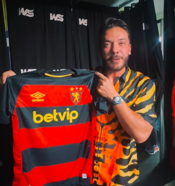 Wesley Safadão fez o anúncio da nova parceria (Imagem: Reprodução Instagram do Sport)
