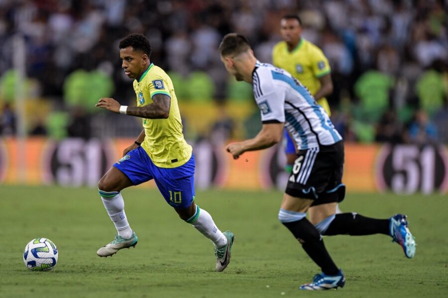 Brasil e Argentina estão entre os maiores campeões da Copa América. (Foto: Staff Images/CBF)