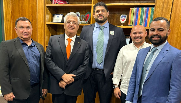 Associação Internacional de Gaming esteve com o deputado Barcelar e outras autoridades no Distrito Federal. (Foto: Divulgação/Aigaming)