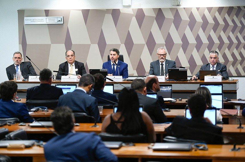 Senador Marcos Rogério em debate na CCJ (Foto: Edilson Rodrigues)