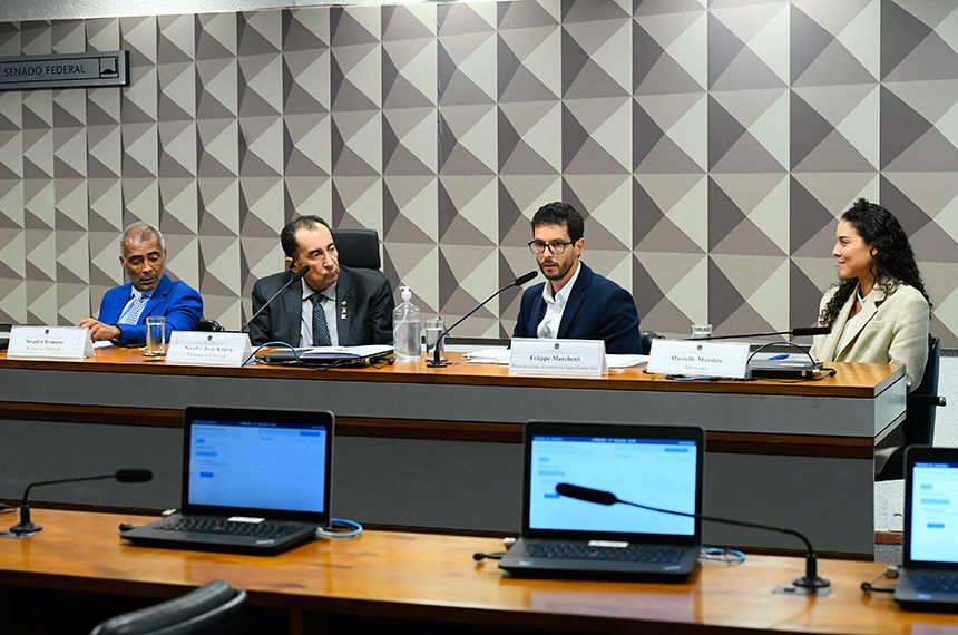 Felippe Marchetti é ouvido na CPI como testemunha (Foto: Marcos Oliveira-Agência Senado)