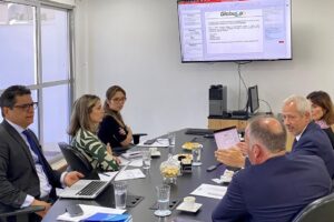 Reunião entre Loterj e laboratório de certificação italiano foi na sede da autarquia, no Rio de Janeiro. (Foto: Reprodução/Instagram)