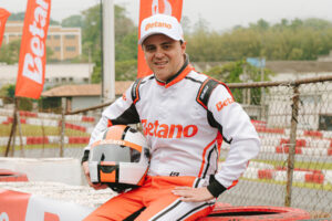 Piloto Felipe Massa correu na Betano Racing, que reuniu entusiastas do automobilismo. (Foto: Divulgação/Betano)