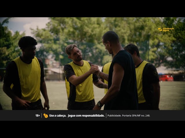 Rivaldo treinador: embaixador da Betfair, pentacampeão vira técnico em nova publicidade
