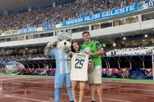 GingaBet: patrocinadora máster promove pedido de casamento durante jogo do Paysandu