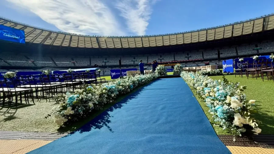 Bet patrocinadora do Cruzeiro apoia celebração de casamentos no Mineirão