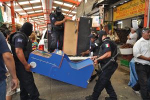 Secuestran tragamonedas clandestinas en México