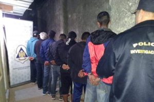 Descubren un casino clandestino en Chile y detienen a 12 personas.