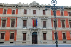 Uno de los cambios más controvertidos es la reducción del horario de cierre, de las 3:30 a las 0:30 horas.