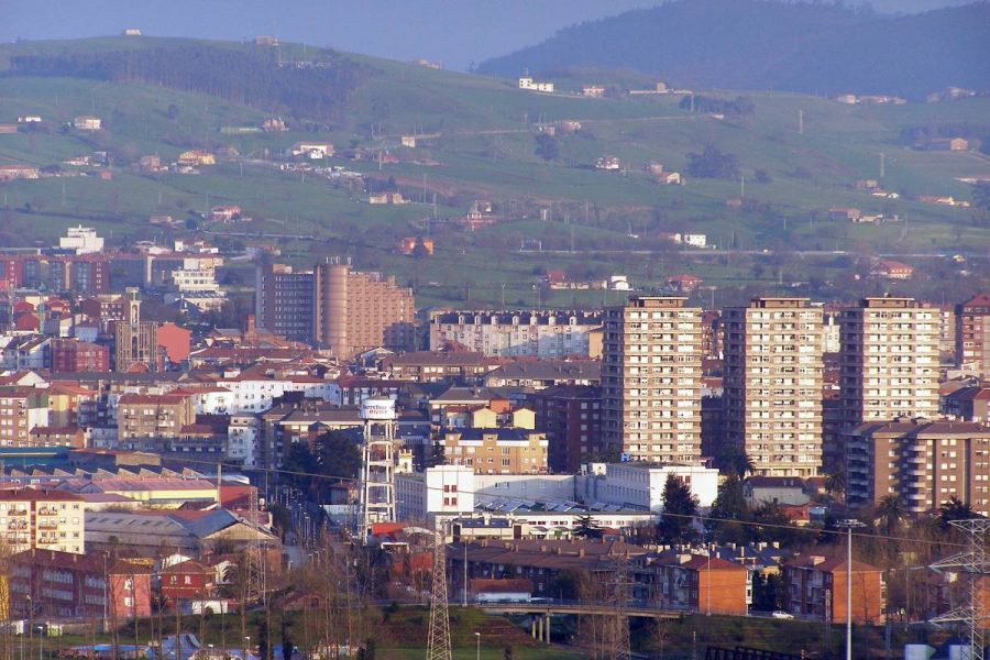 Se trata de la primera colaboración con la Asociación de Jugadores Anónimos de Torrelavega. 