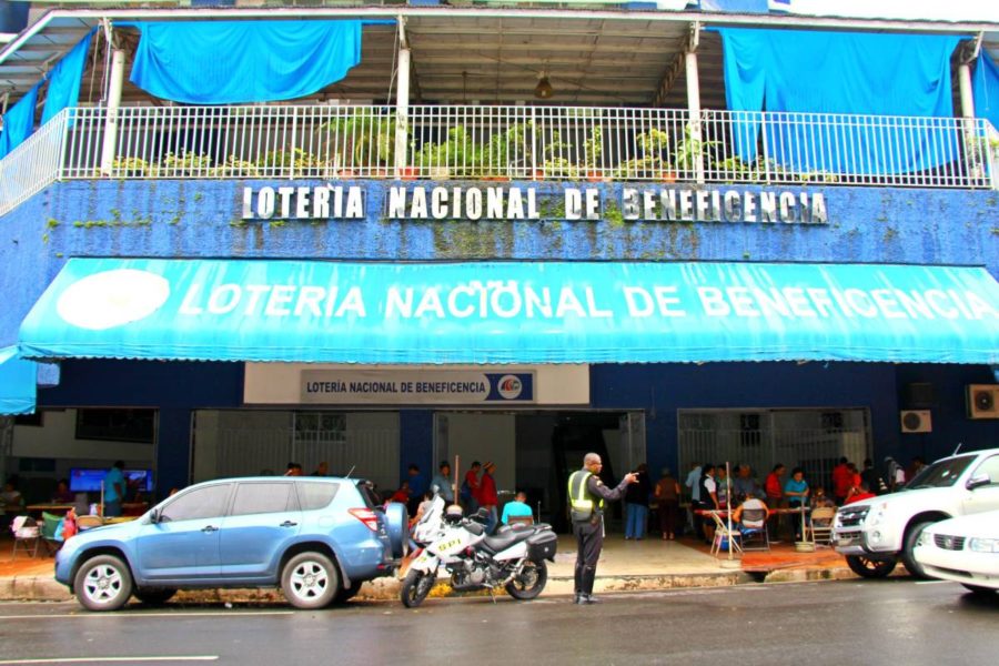 Cedeño es licenciado en Administración y Programación de Sistemas.