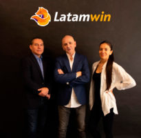 Cristhian Vargas, BDM de Latamwin, Wilfred Adelsdorfer, CEO de Latawin, y Francisca Vidal, Gerente de Operaciones de Latamwin.