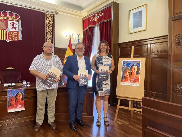 La presentación del libro de historietas tuvo lugar en el Palacio Provincial. Foto: Castellón Plaza.