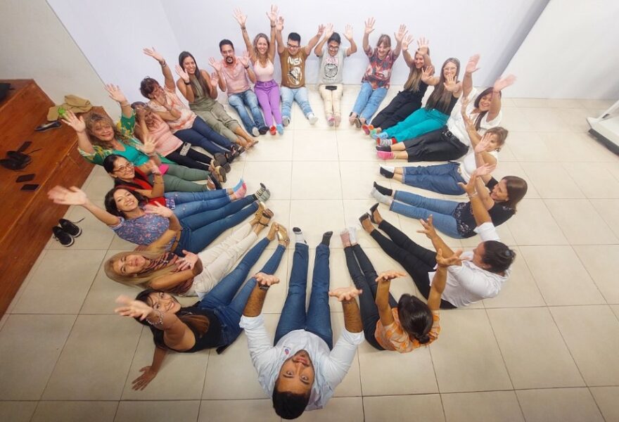 El personal del IPLyC se reunió para dialogar sobre la importancia de la fecha y de la inclusión. Foto: ILPyC Misiones. 