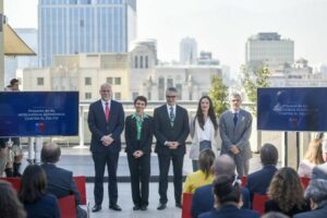 Las autoridades presentaron el proyecto. Foto: Ministerio del Interior de Chile. 