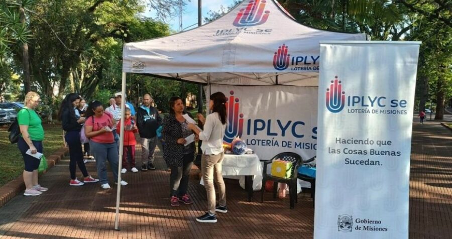 El stand recibió a un centenar de personas. Foto: IPLyC Misiones. 