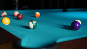 Todo lo que necesitas saber del billar pool bola 8