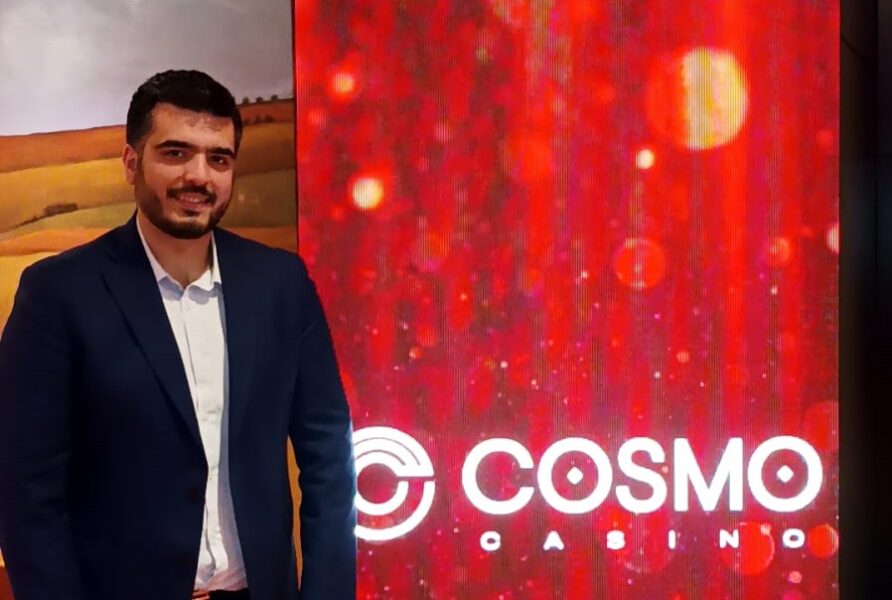 Mauricio Pelliza, gerente comercial y de marketing del Sheraton Hotel & Cosmo Casino.