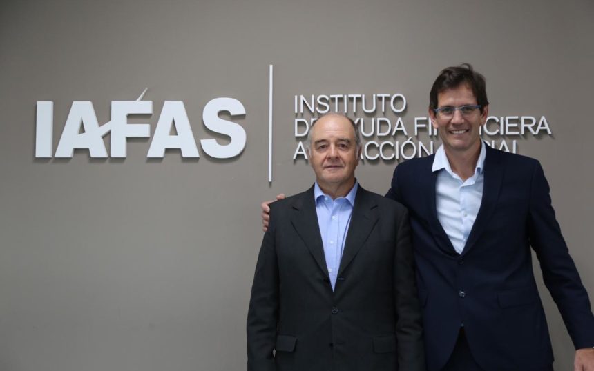 Marcelo Monfort, nuevo director político, y Diego Martínez Domé, presidente. Foto: IAFAS.