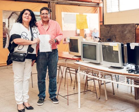 Los equipos tecnológicos están pensados para mejorar el entorno de aprendizaje en la escuela. Foto: Lotería de Córdoba.