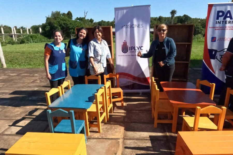 Las donaciones se entregaron en la Escuela Provincial 115. Foto: IPLyC de Misiones.