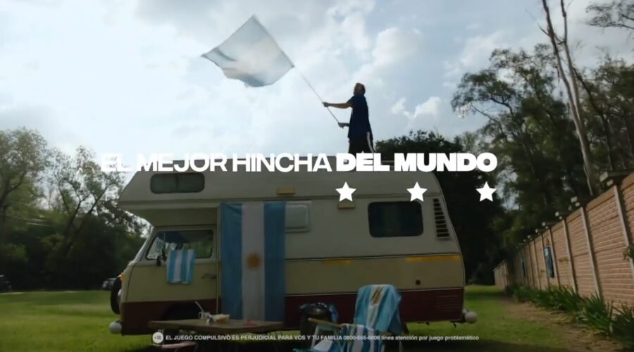 La campaña tiene como eje a las personas que acompañan directa o indirectamente a la Selección Argentina. 