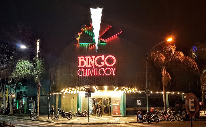 Quince trabajadores fueron despedidos en el Bingo Chivilcoy.