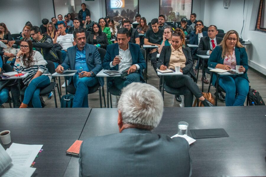 Cerca de 40 influenciadores y representantes de gremios económicos asistieron a la jornada. Foto: Coljuegos. 