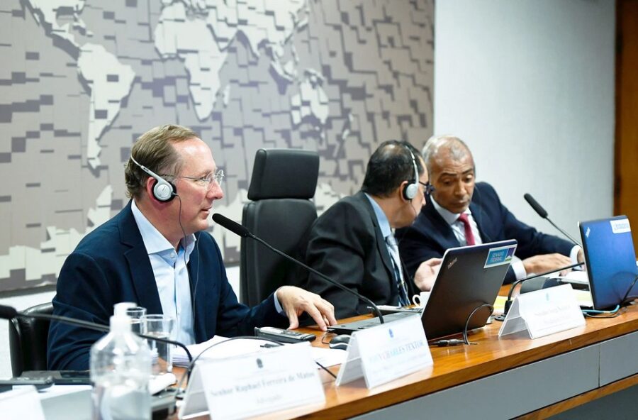 Durante la audiencia, John Textor fue enfático al decir que la manipulación es una "realidad". Foto: Roque de Sá/Agência Senado.