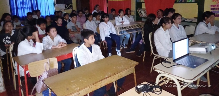 La charla se realizó esta semana en escuelas de Posadas. Foto: IPLyC Misiones. 