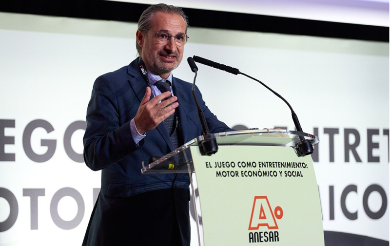 El titular de ANESAR, José Vall, durante su discurso en el Congreso. Foto: ANESAR.