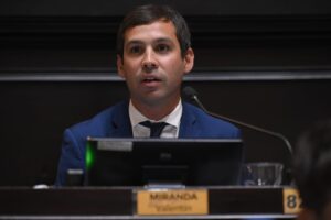 Valentín Miranda, presidente de la Comisión de Adicciones de la Cámara de Diputados bonaerense. Foto: Prensa Valentín Miranda