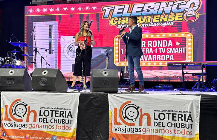 El sorteo contó con un cierre musical en el escenario del Club Huracán de Trelew.